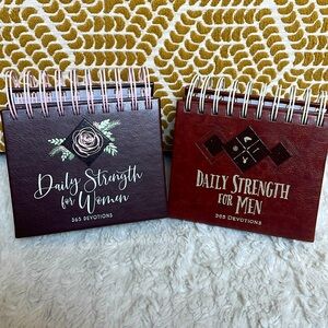 ✨NWT Daily Strength for Men or Women🤎